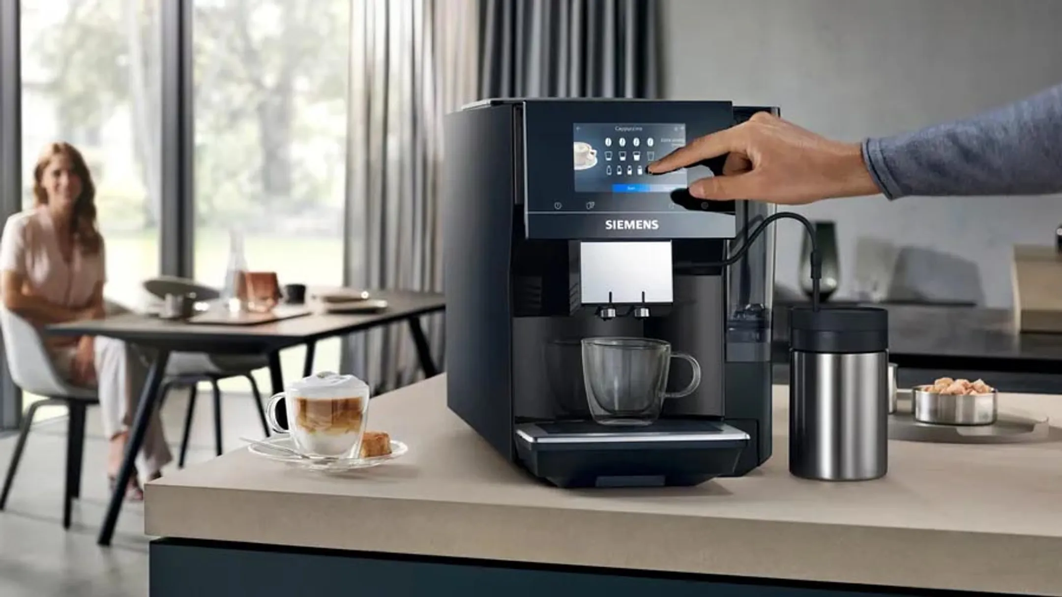 Siemens Volautomatische Espressomachine EQ700 TP713R19 Piano Black image