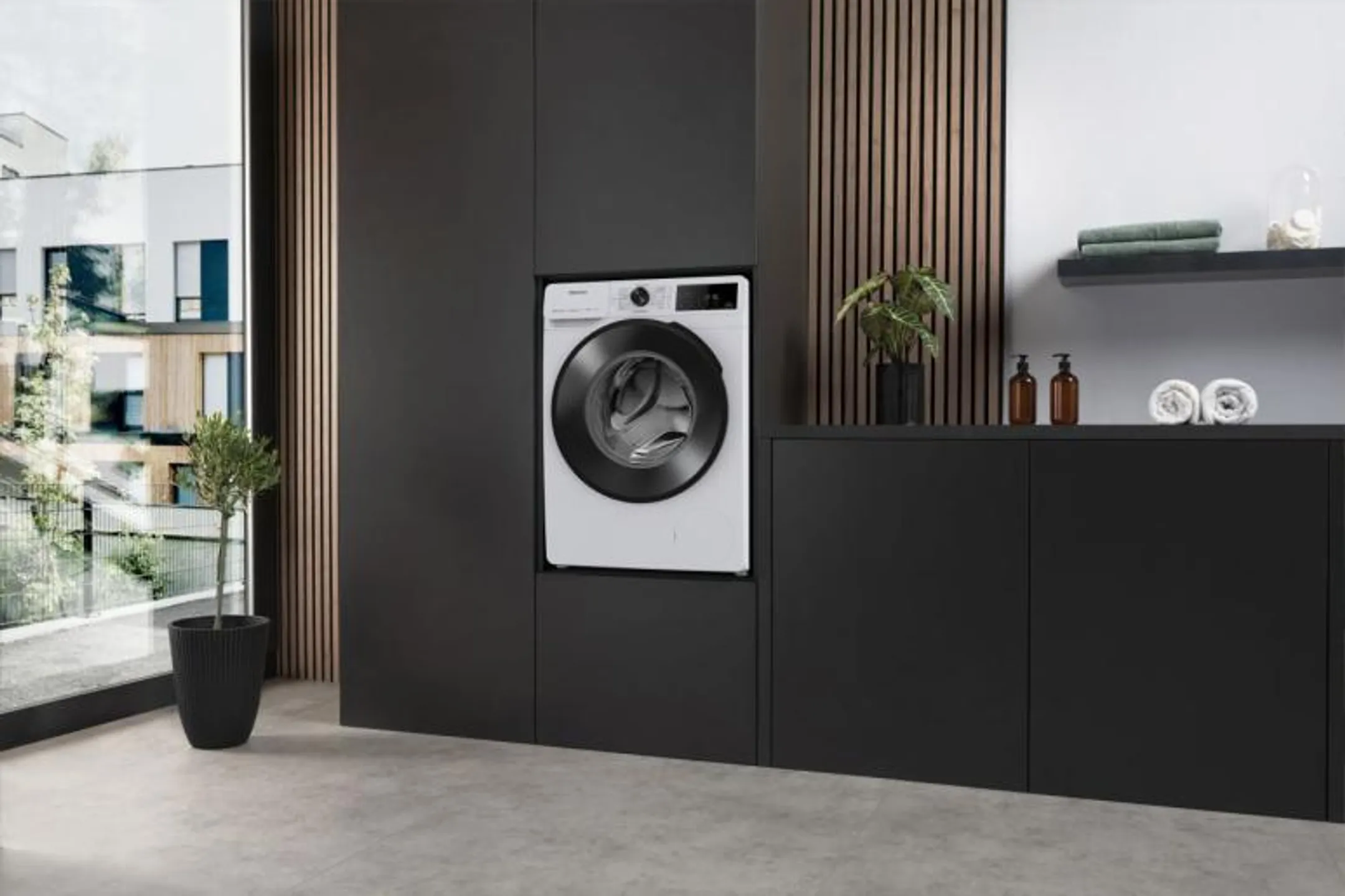 Hisense Wasmachine WF3V843BW/BLX image