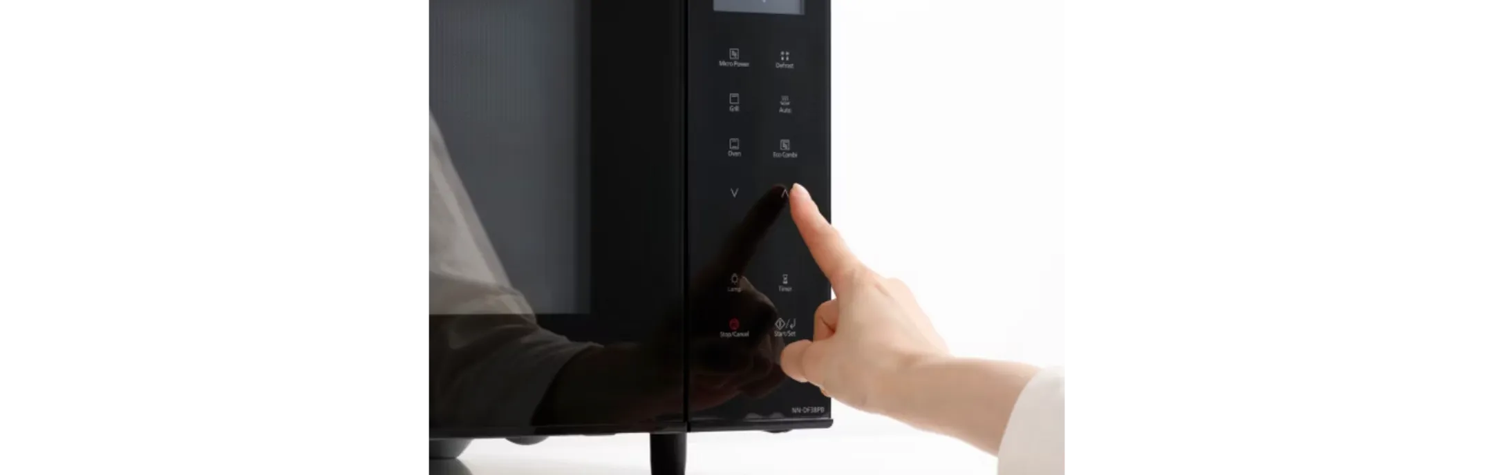 Panasonic Microgolfoven NN-DF38PBEPG image