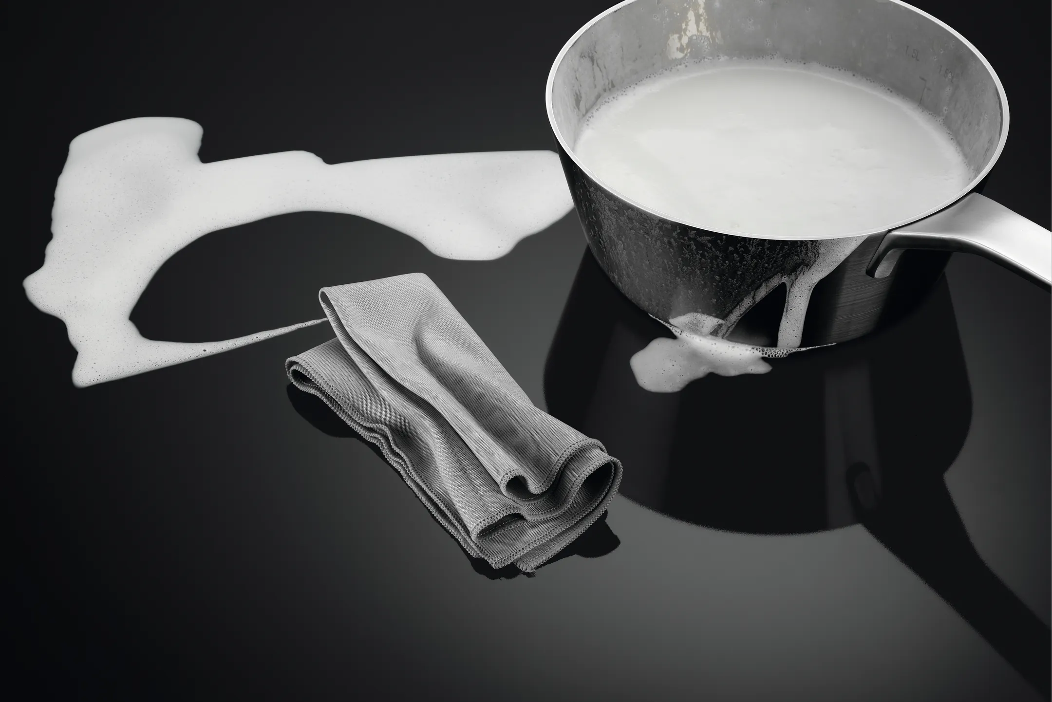 AEG Taque induction TO74IB00CB image