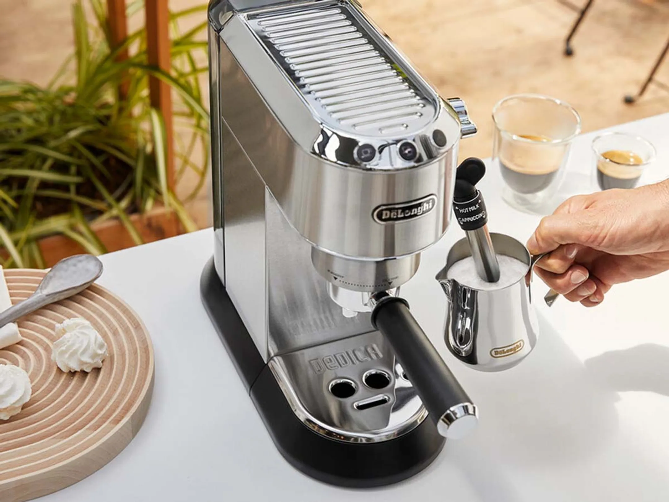 De'Longhi Machine à Expresso sous pression Dedica Style EC685.M image