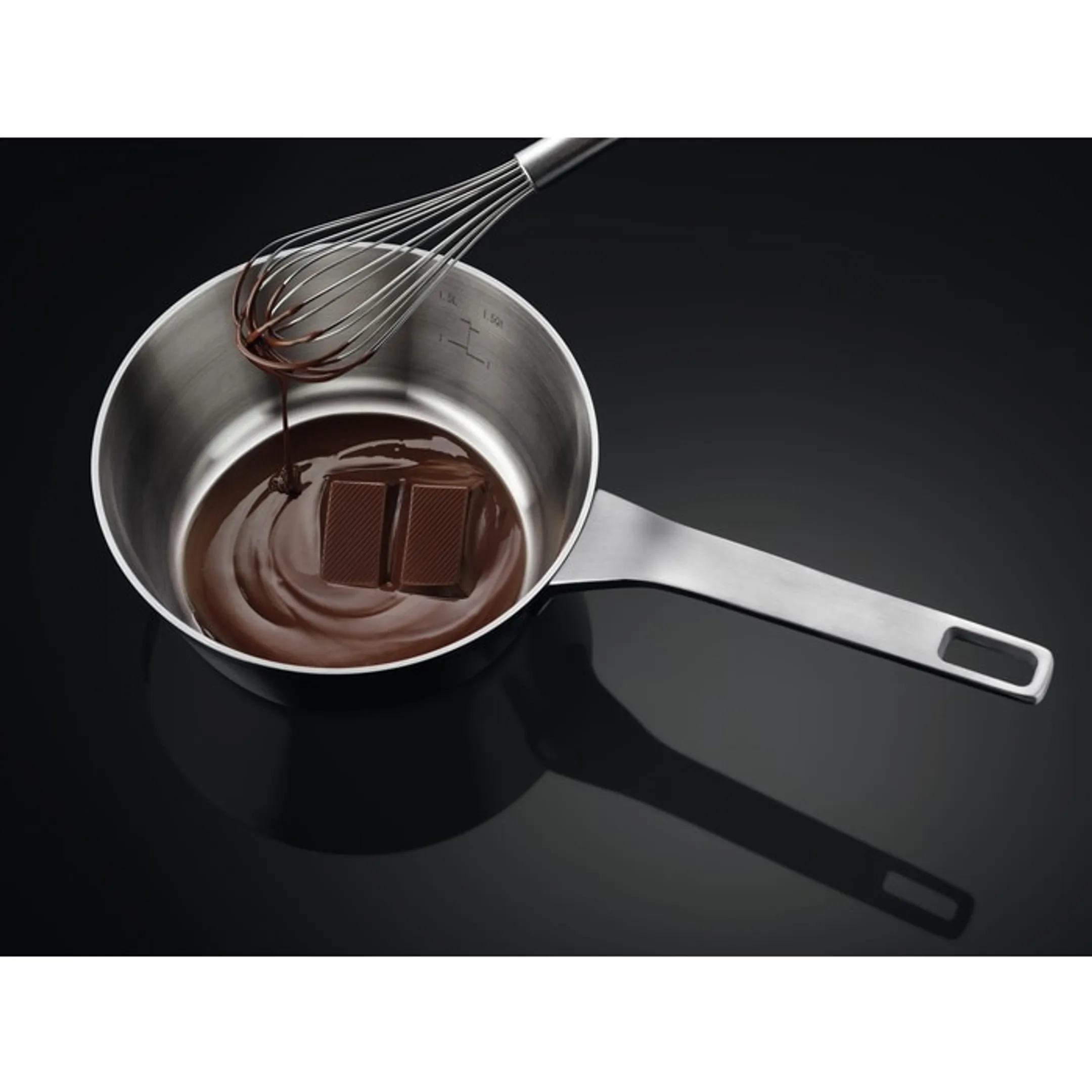 AEG Taque induction TI64IB1FFB SenseBoil® image