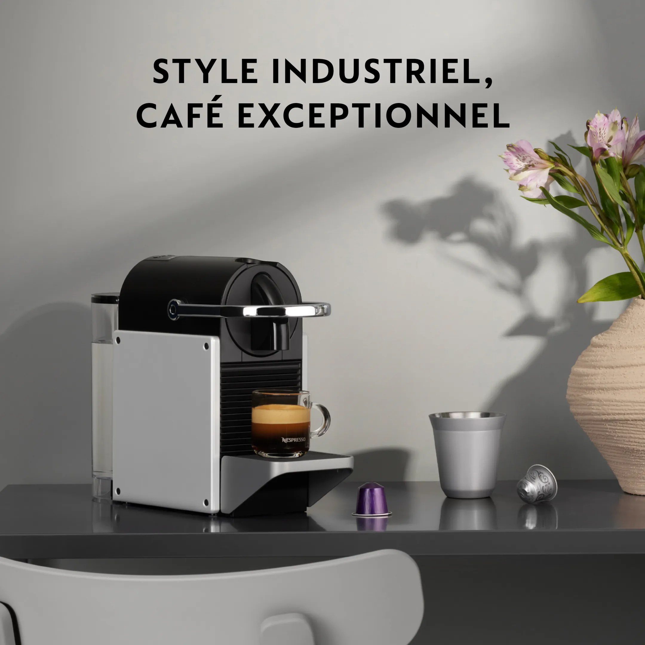 De'Longhi Nespresso Machine à café Pixie Silver image