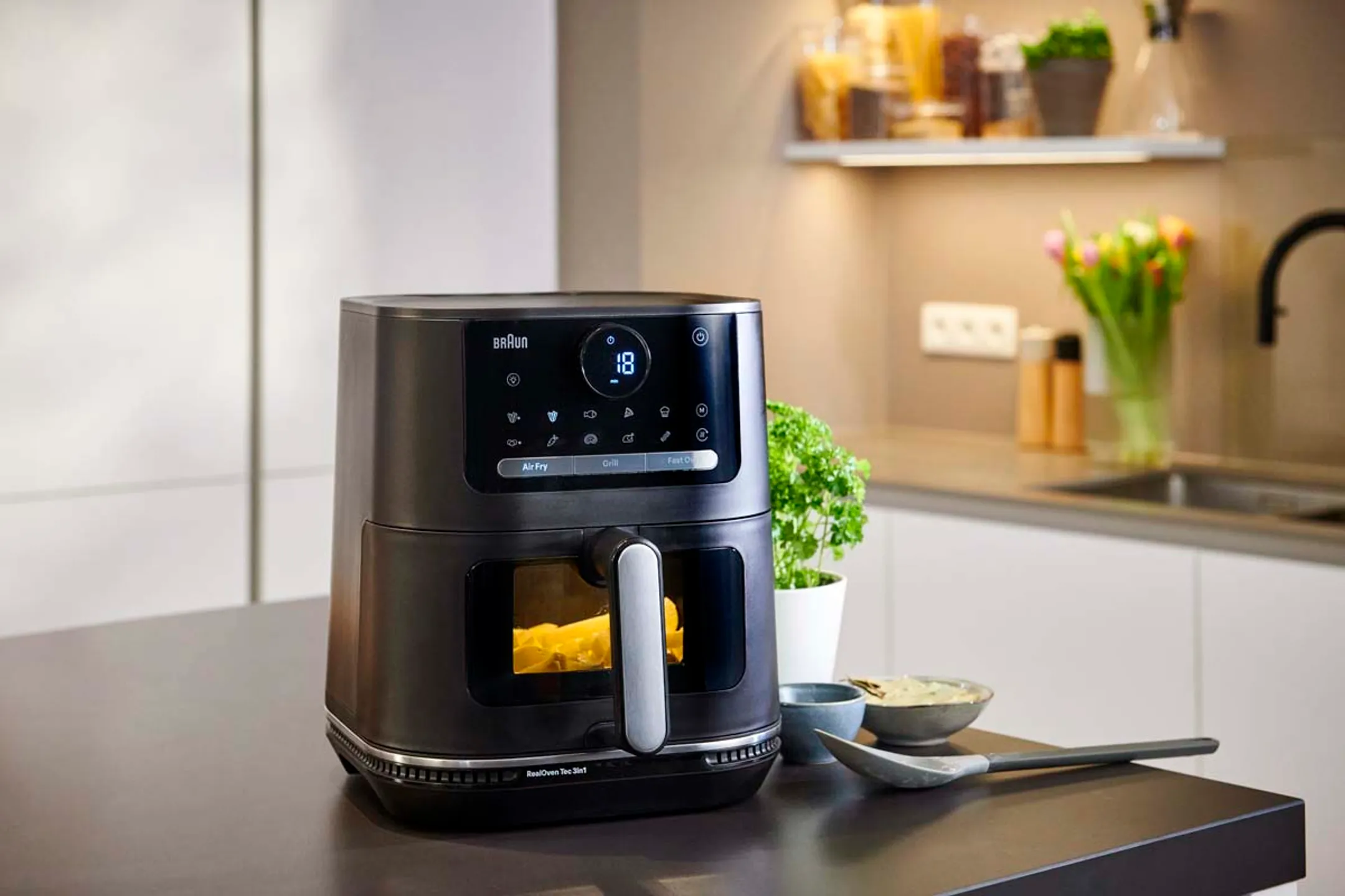 Braun Airfryer MultiFry 5 HF5073IBK image