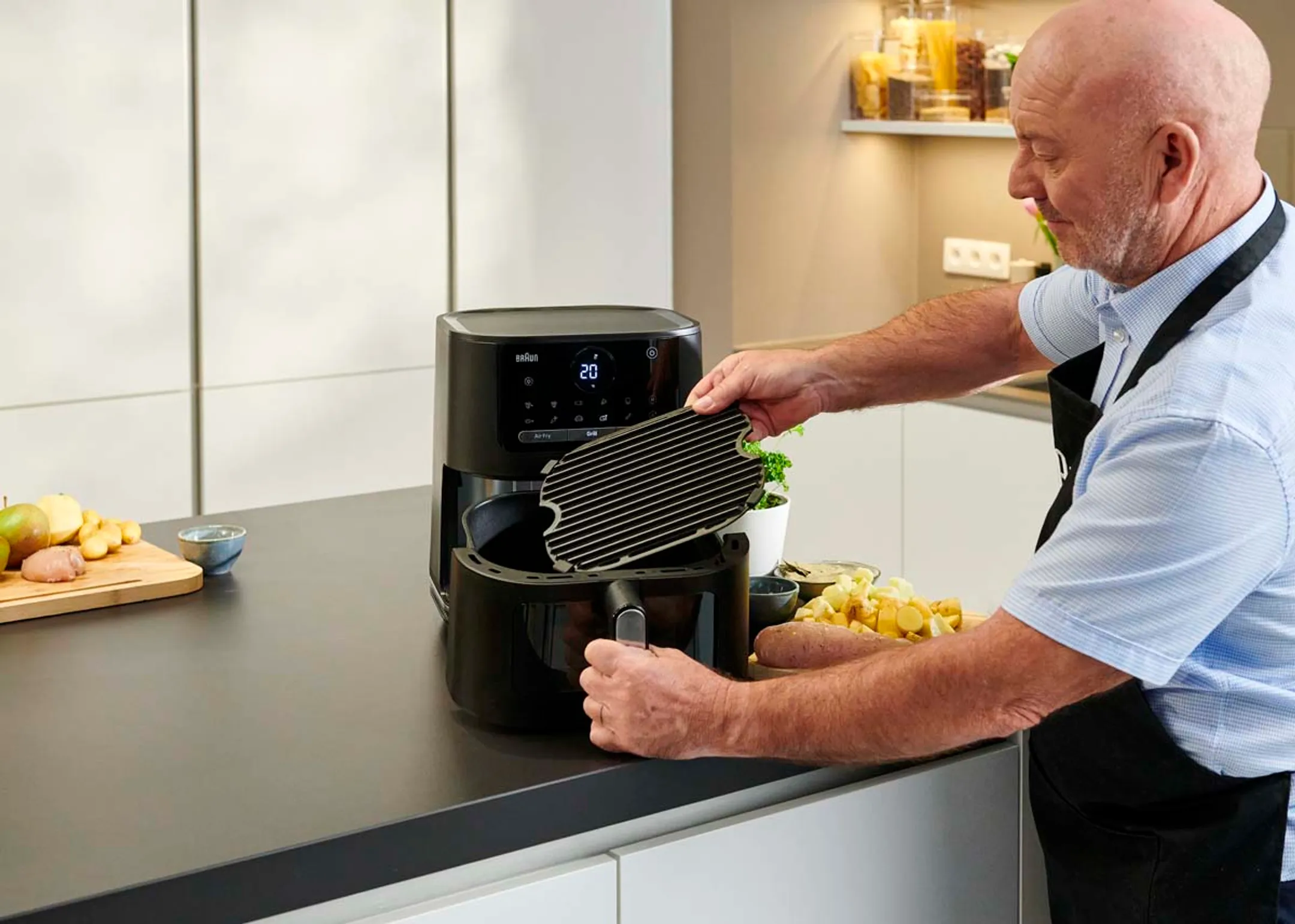 Braun Airfryer MultiFry 5 HF5073IBK image