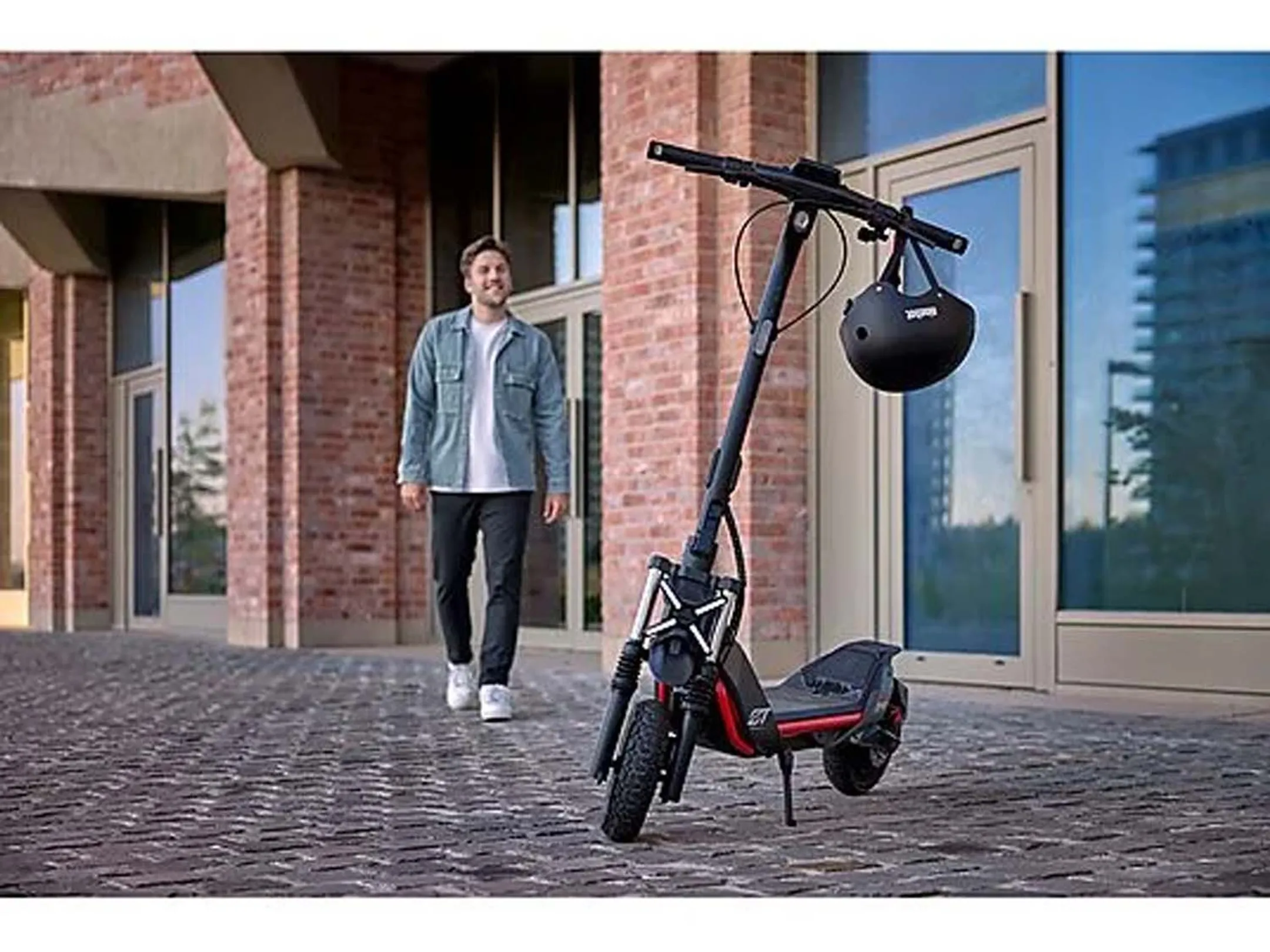 Segway Ninebot KickScooter ZT3 Pro I image