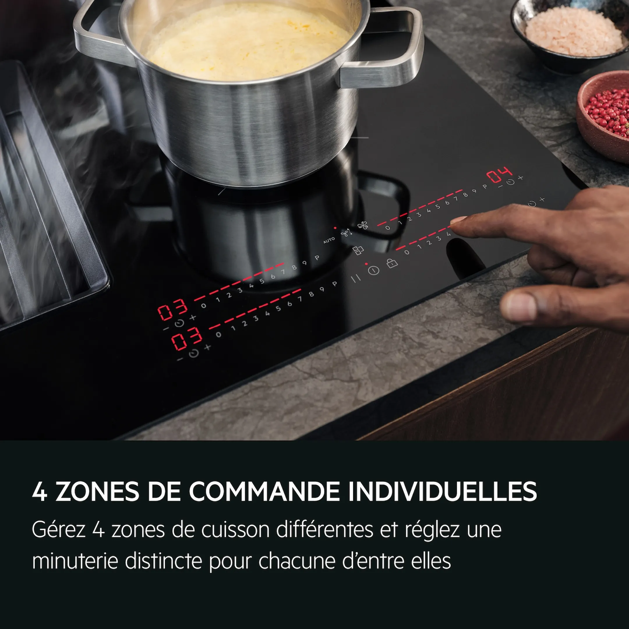 AEG Taque avec hotte intégrée NCH84B03CB image