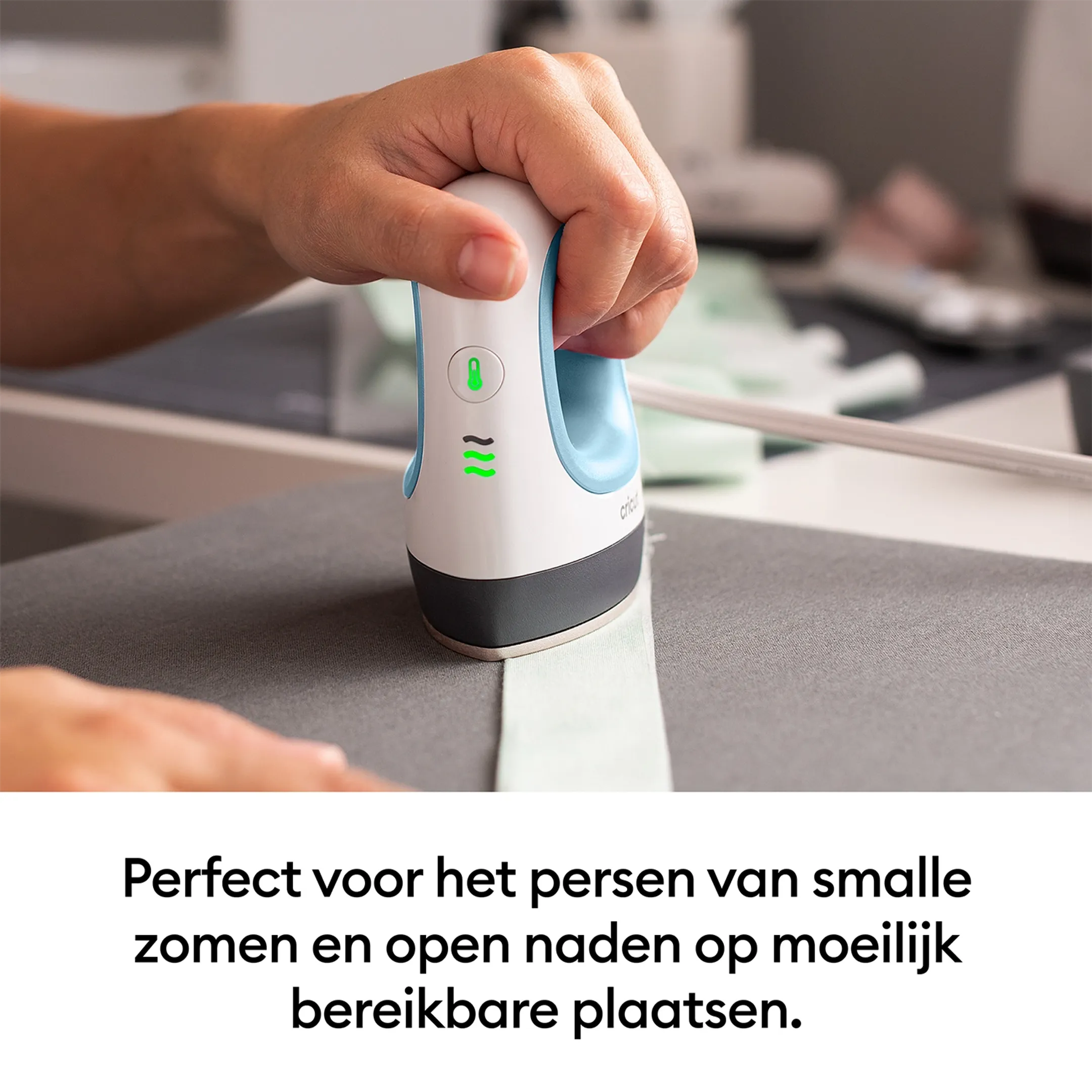 Cricut EasyPress Mini Zen Blue image