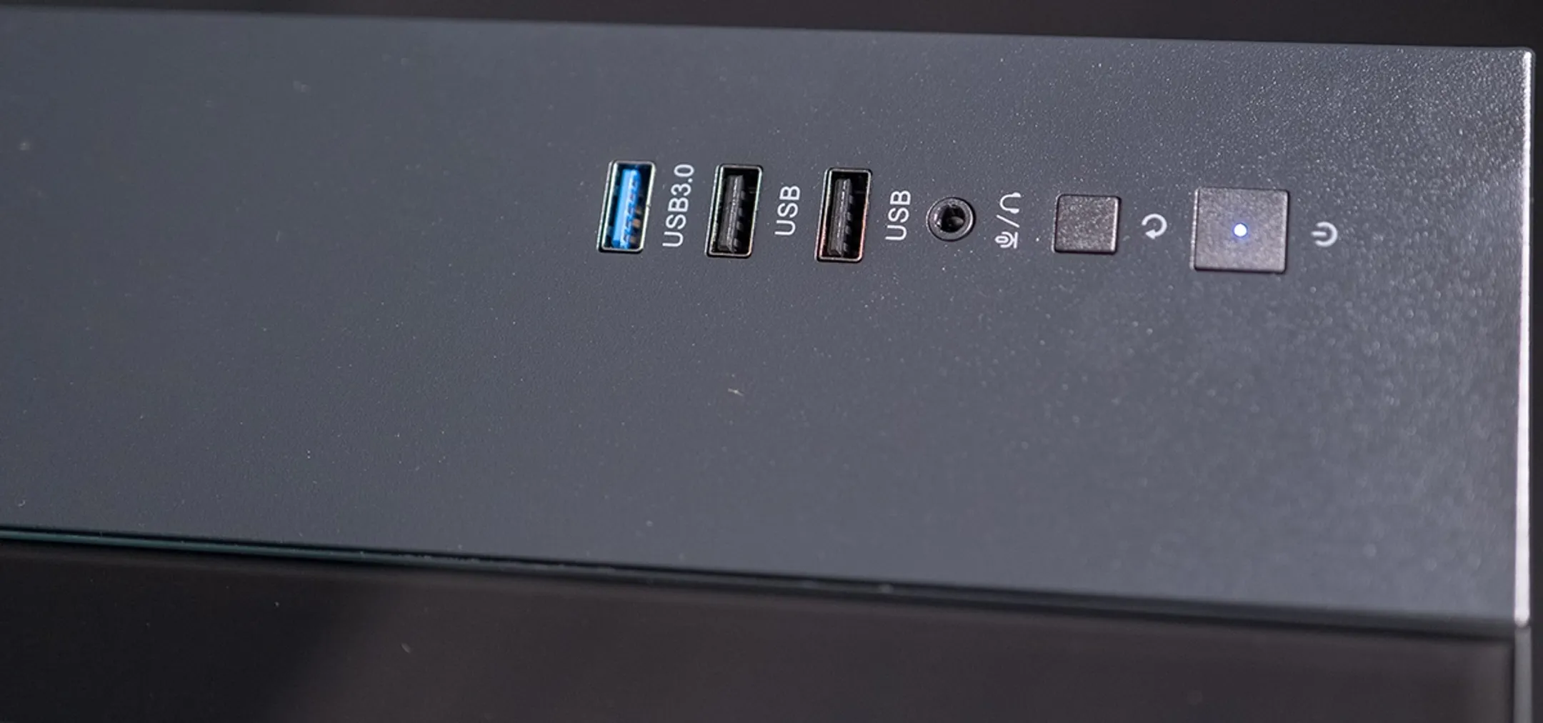 FLOWUP NEBULASTRIKE Radeon RX 9070 XT 16GB image