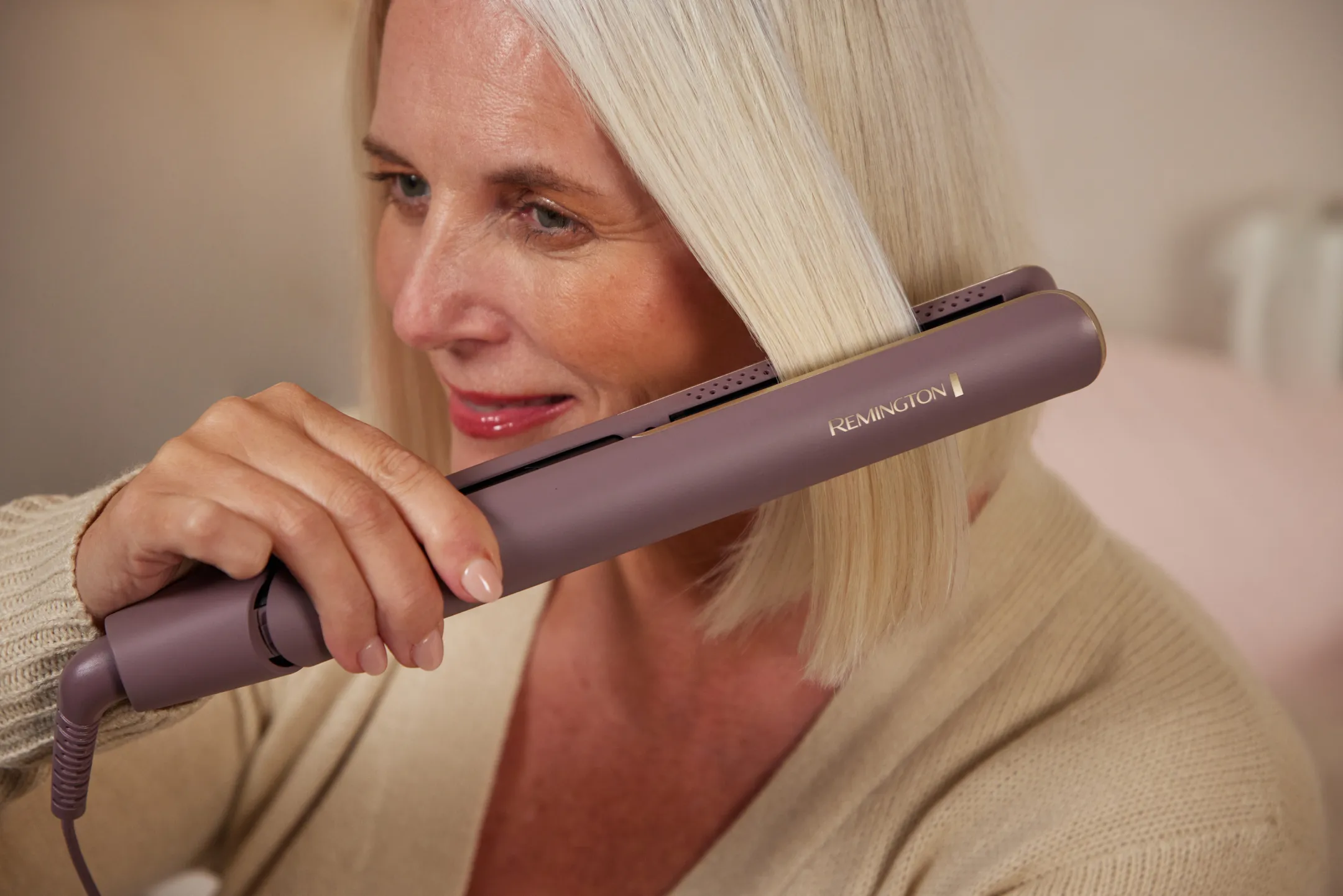 Remington Lisseur AIRvive™ S8930 image
