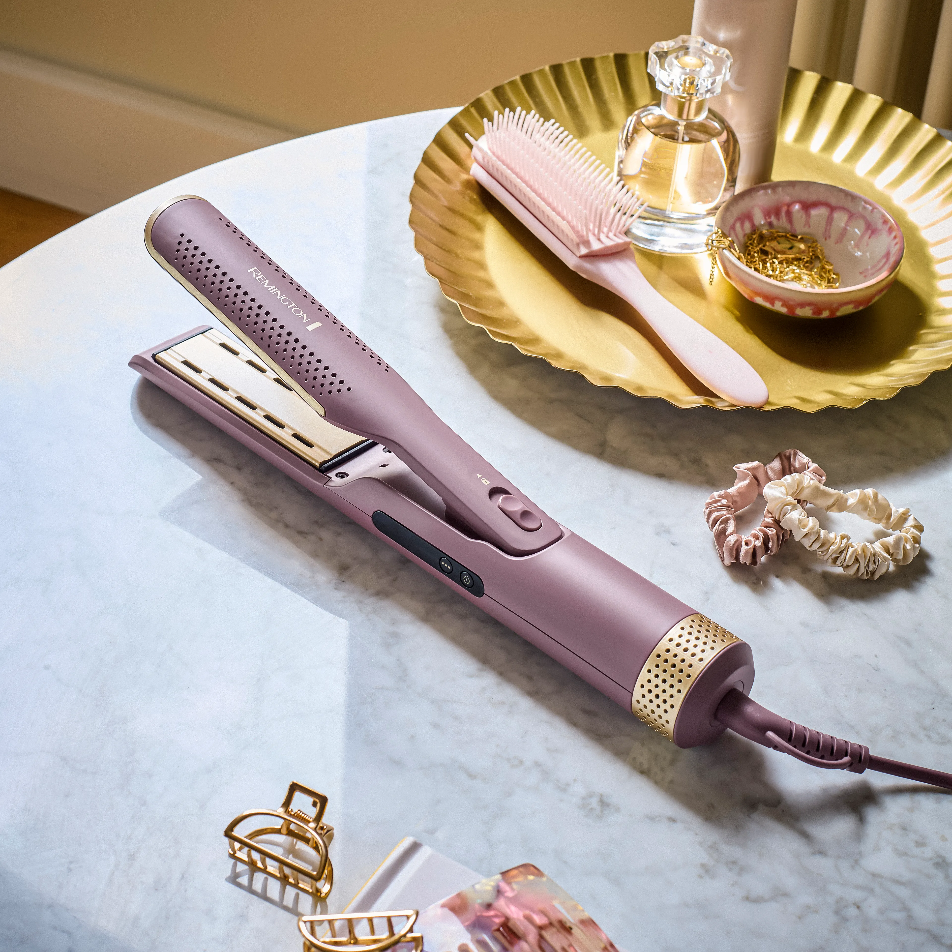Remington Lisseur AirVive™ 2-in-1 Air Styler AS8930 image
