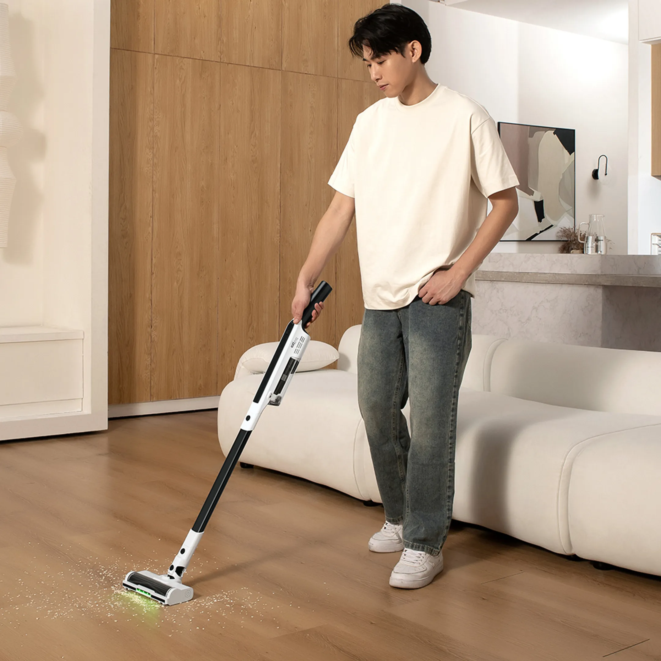 EZI CLEAN Aspirateur balai Cyclomax R15 station  image