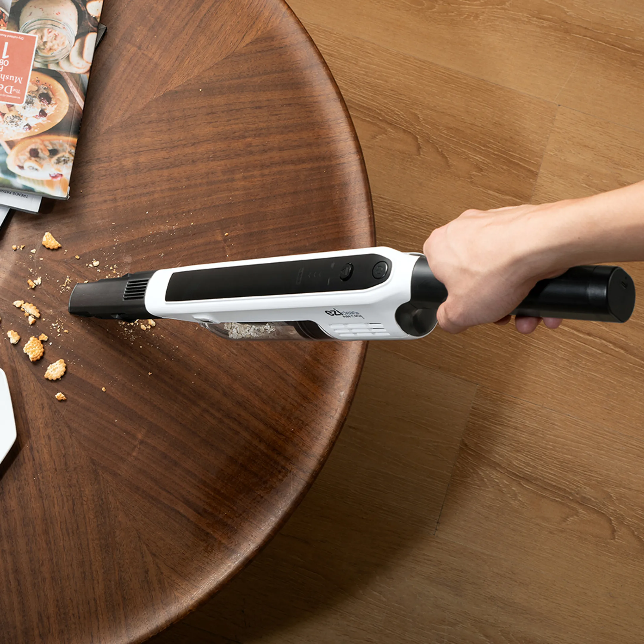 EZI CLEAN Aspirateur balai Cyclomax R15 station  image