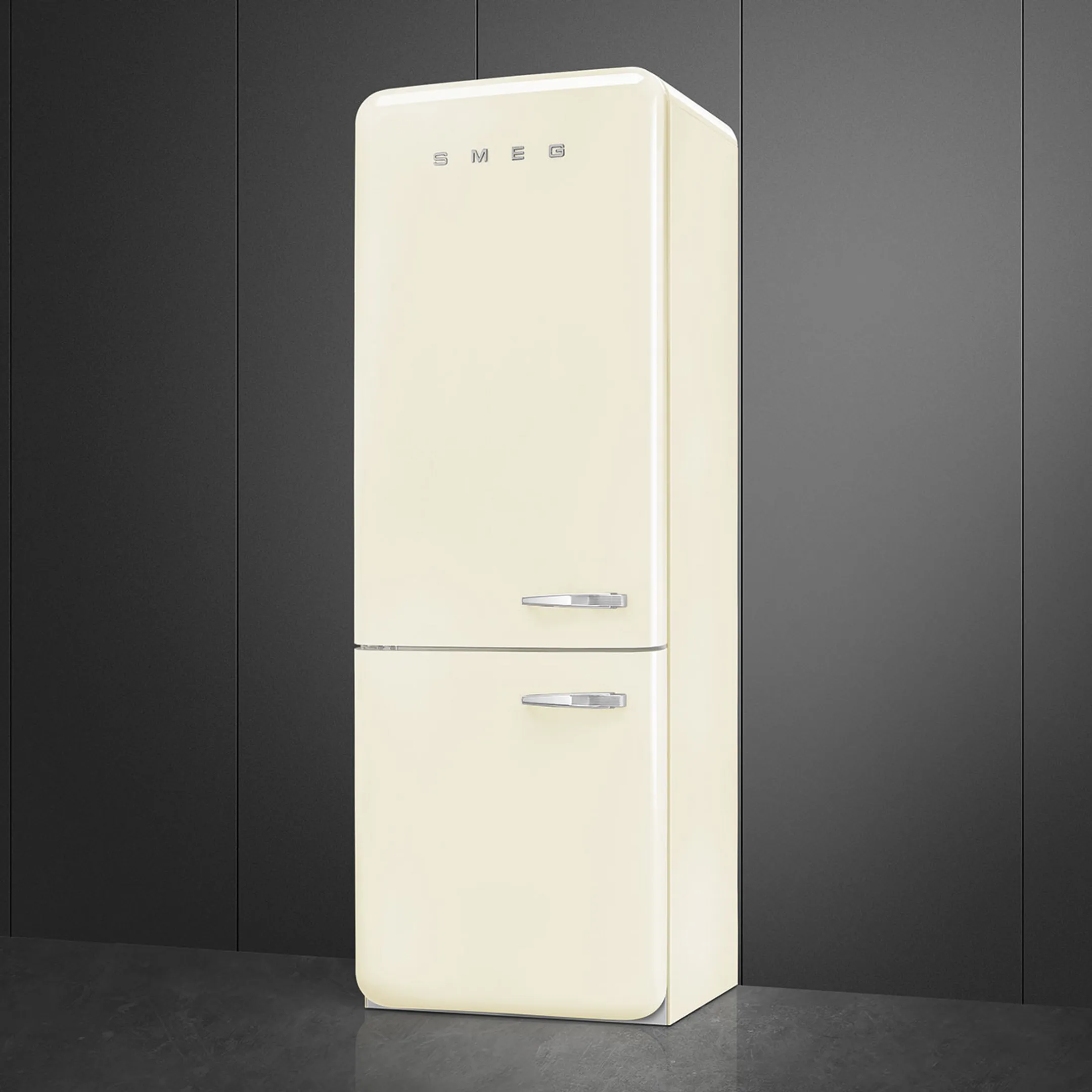 Smeg Koelkast met diepvries FAB38LCR6 image