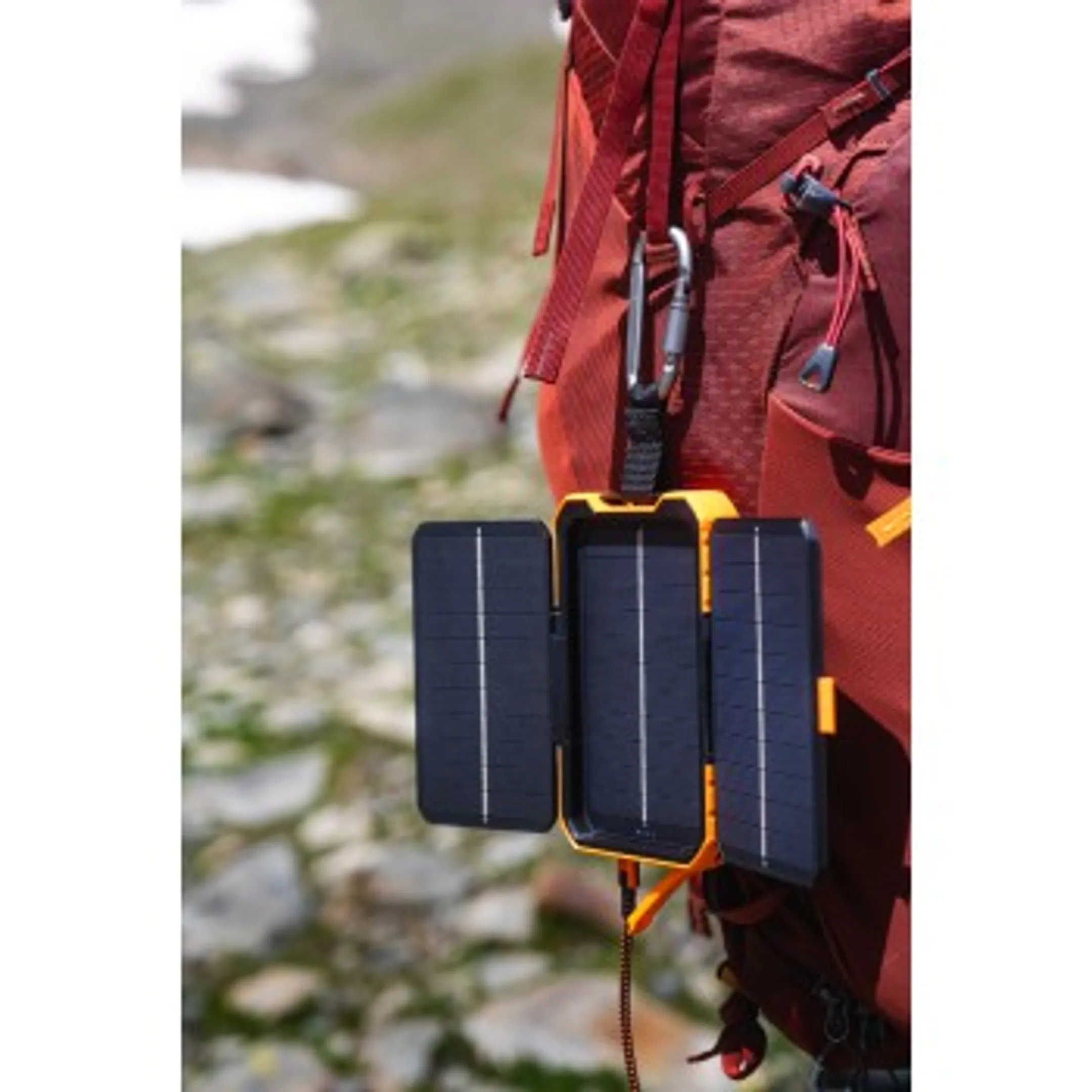 Xtorm "Rugged Power Pack, solar module, 10000 mAh " image