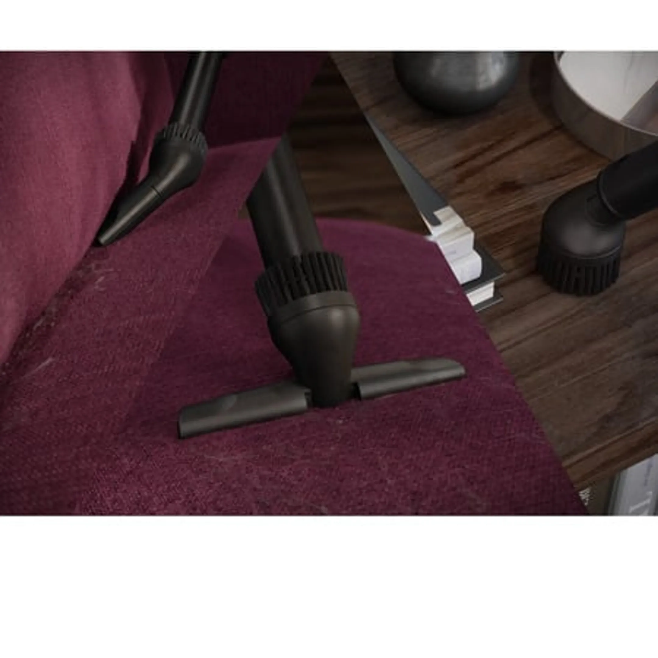 AEG Stofzuiger met zak AB61C3GG image