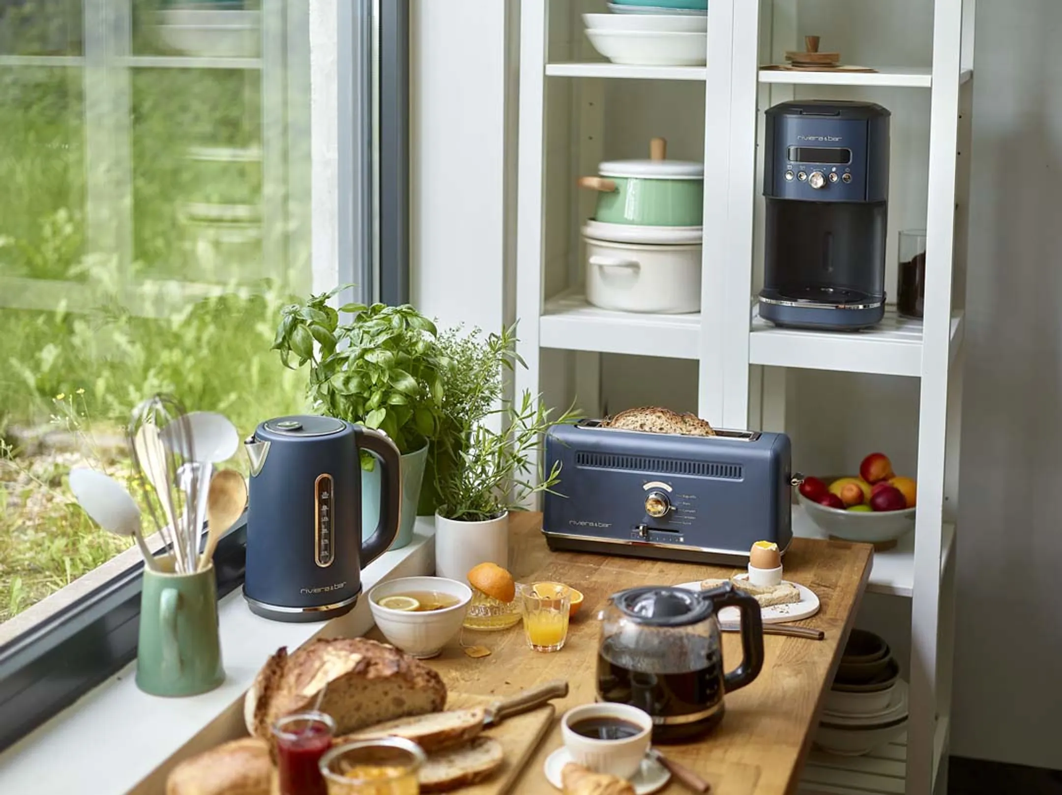 Riviera & Bar Waterkoker BBT 668 image