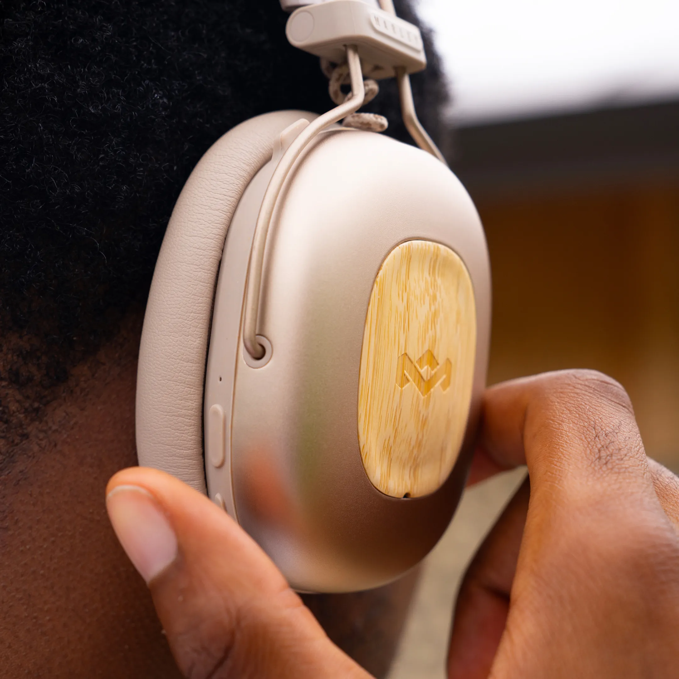 House Of Marley Vibration Rebel ANC koptelefoon - Beige image