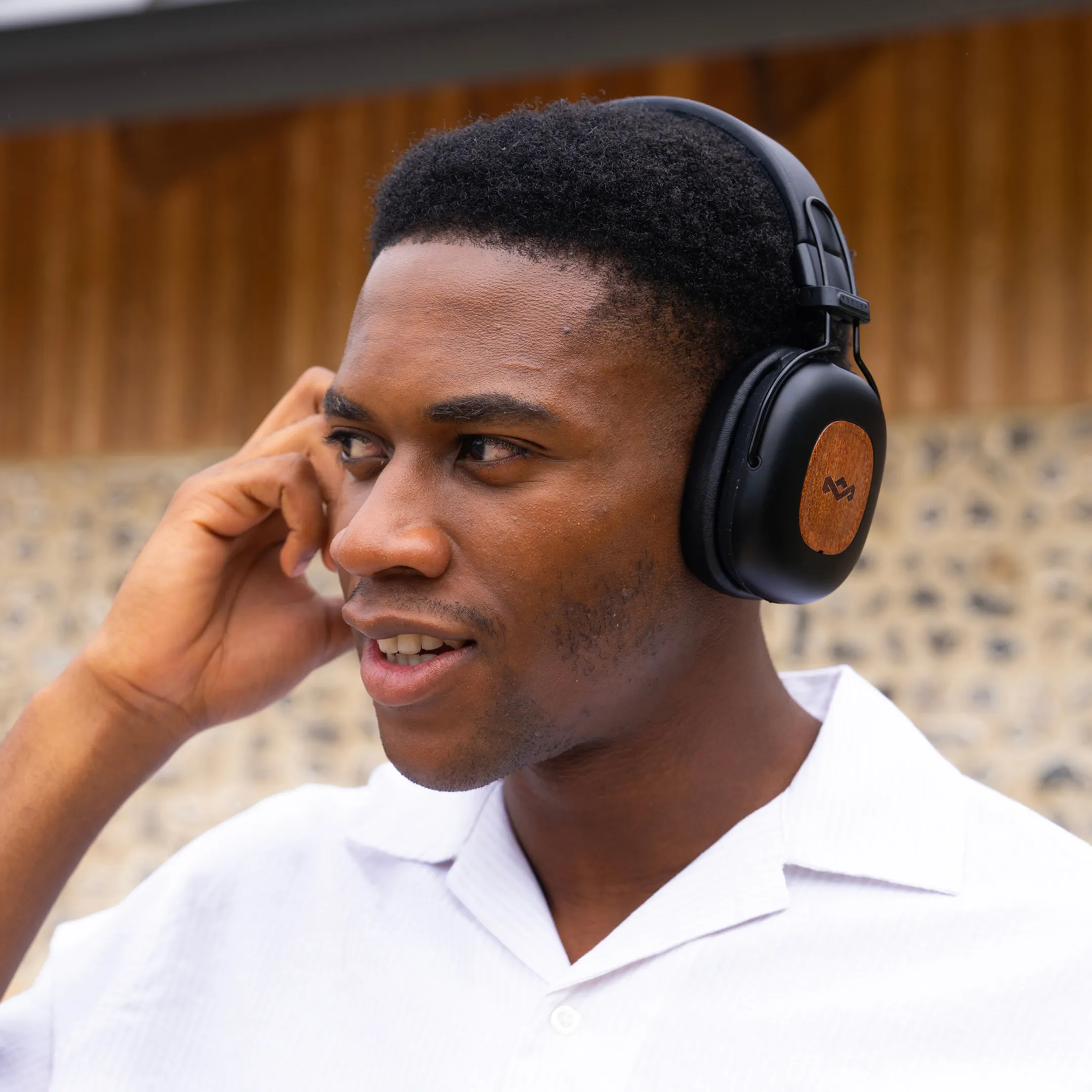 House Of Marley Vibration Rebel ANC koptelefoon - Zwart image