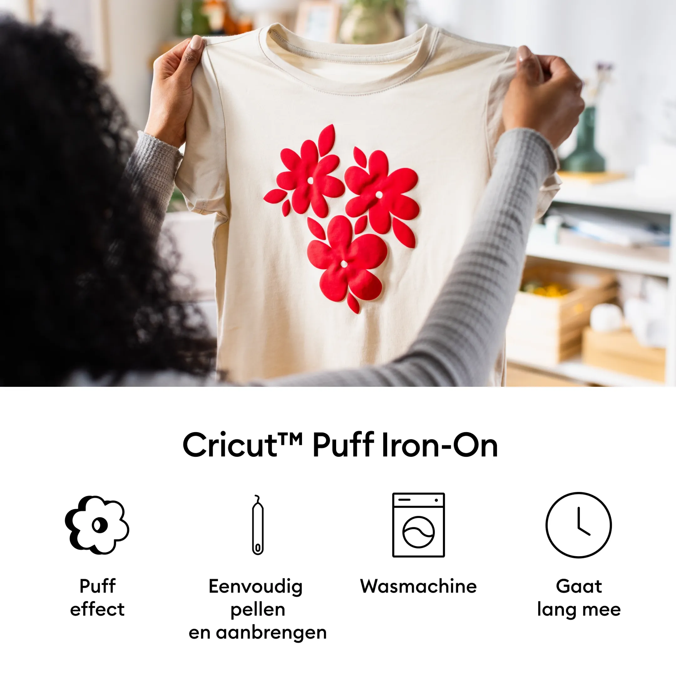 Cricut Puff Iron-On Rood - 30,5 x 48,3 cm image