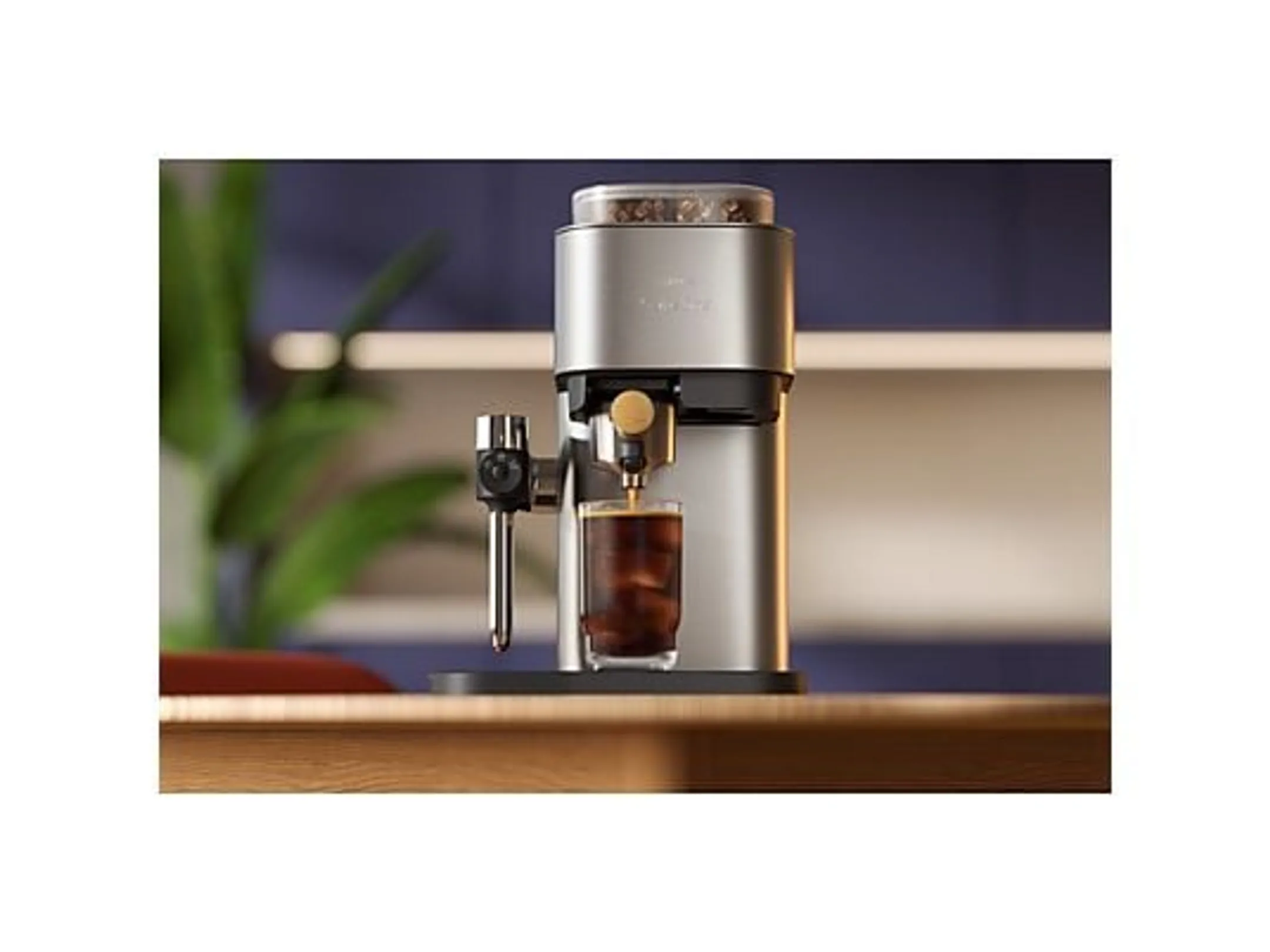 Machine à Expresso Latte Plus avec Bean Swap BAR700/00