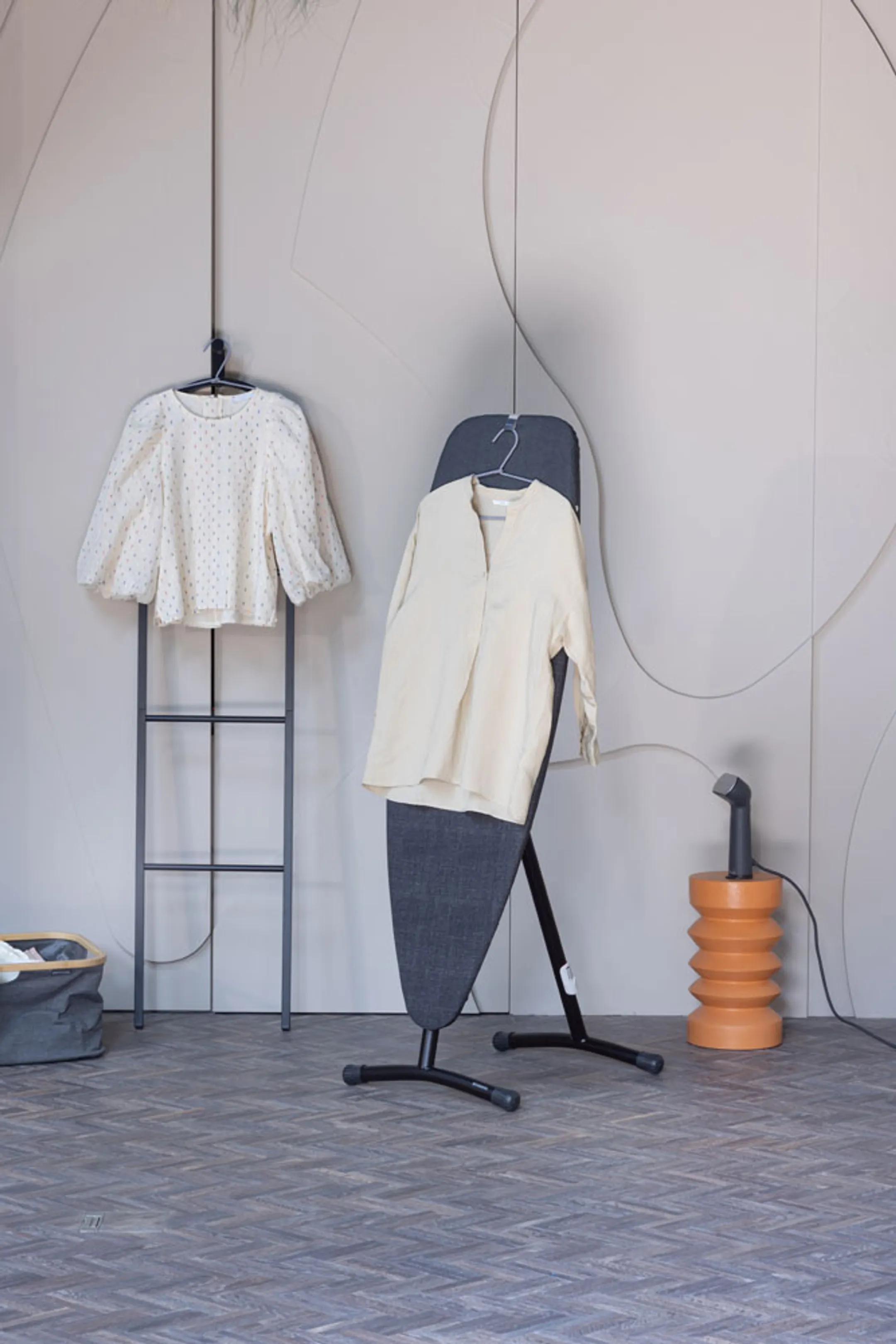 Strijkplank met strijkijzerhouder - 135x45 cm