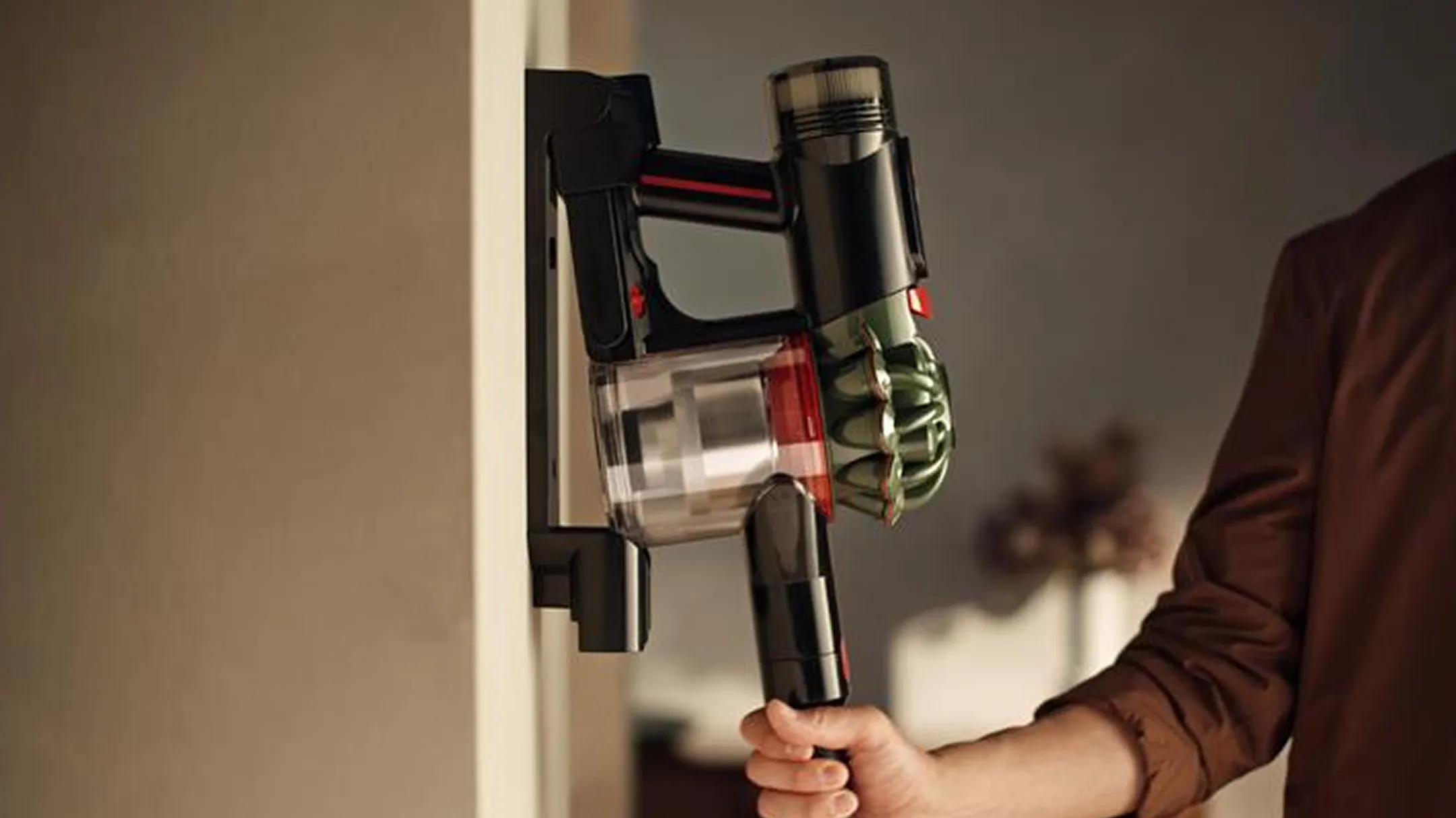 Aspirateur balai V8 Cyclone