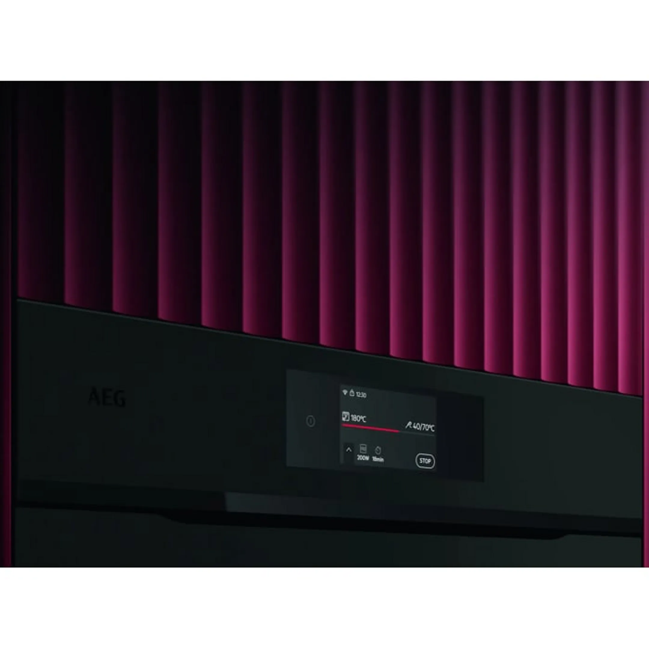 Four micro-ondes CM7300T 7000 MealAssist