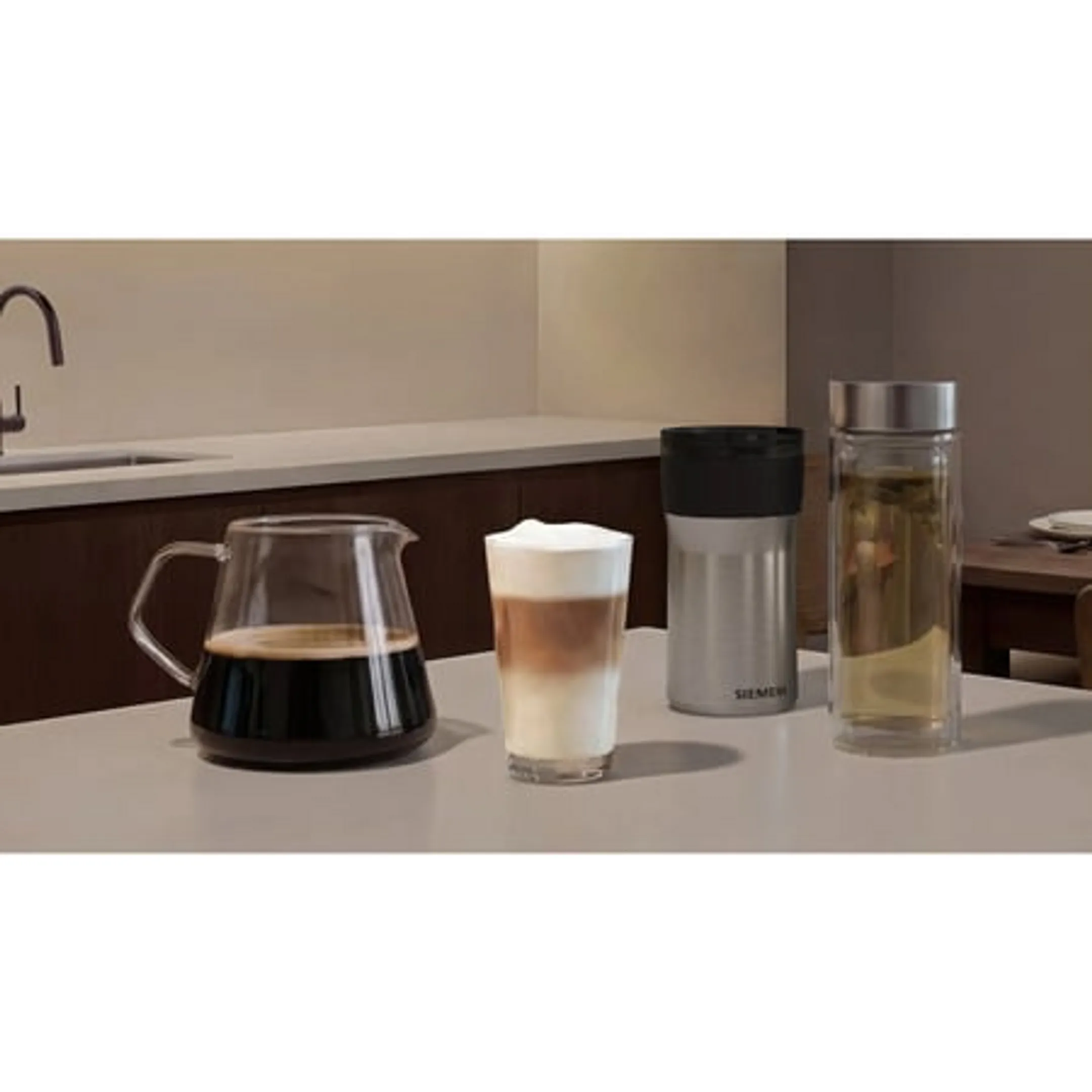Volautomatische Espressomachine EQ900 TQ927E05