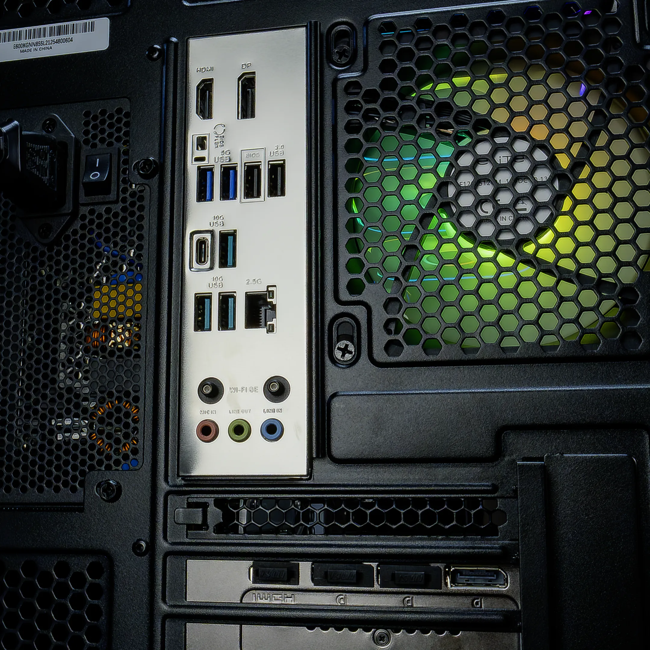Vector PC Gaming - 32Go / 1To - Nvidia GeForce RTX 5080