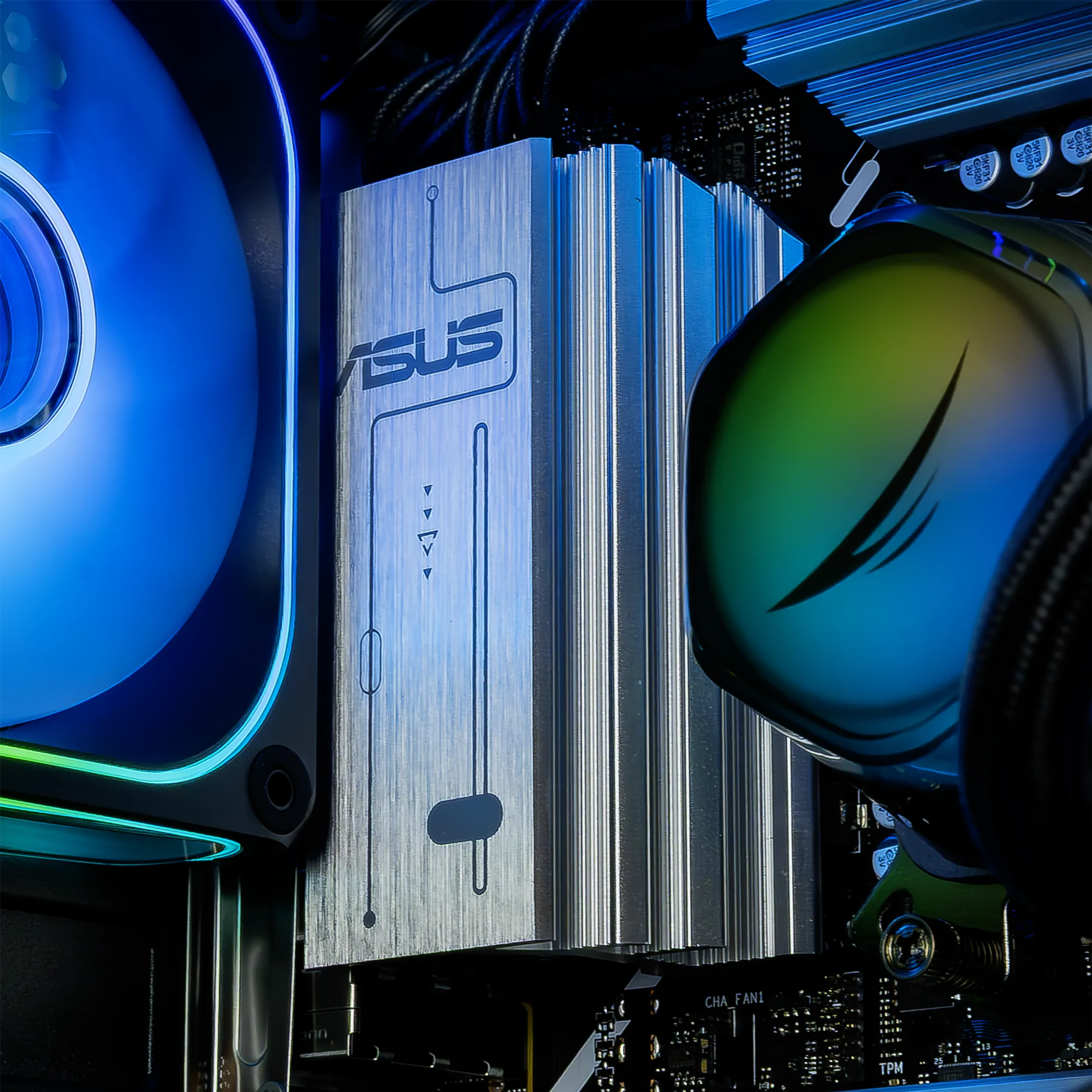 Vector PC Gaming - 32Go / 1To - Nvidia GeForce RTX 5080