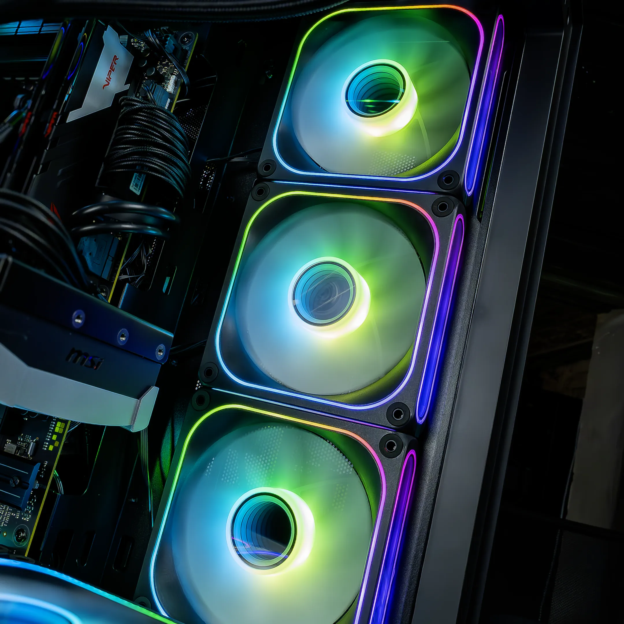 Vector PC Gaming - 32Go / 1To - Nvidia GeForce RTX 5080