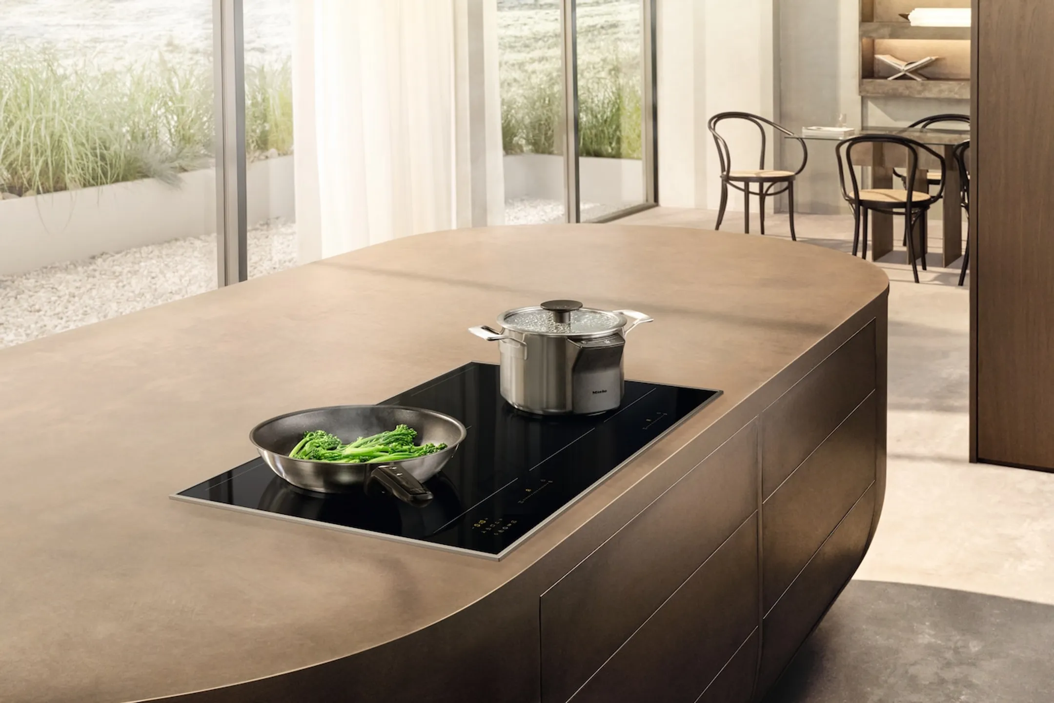 Taque induction KM 8595 FR