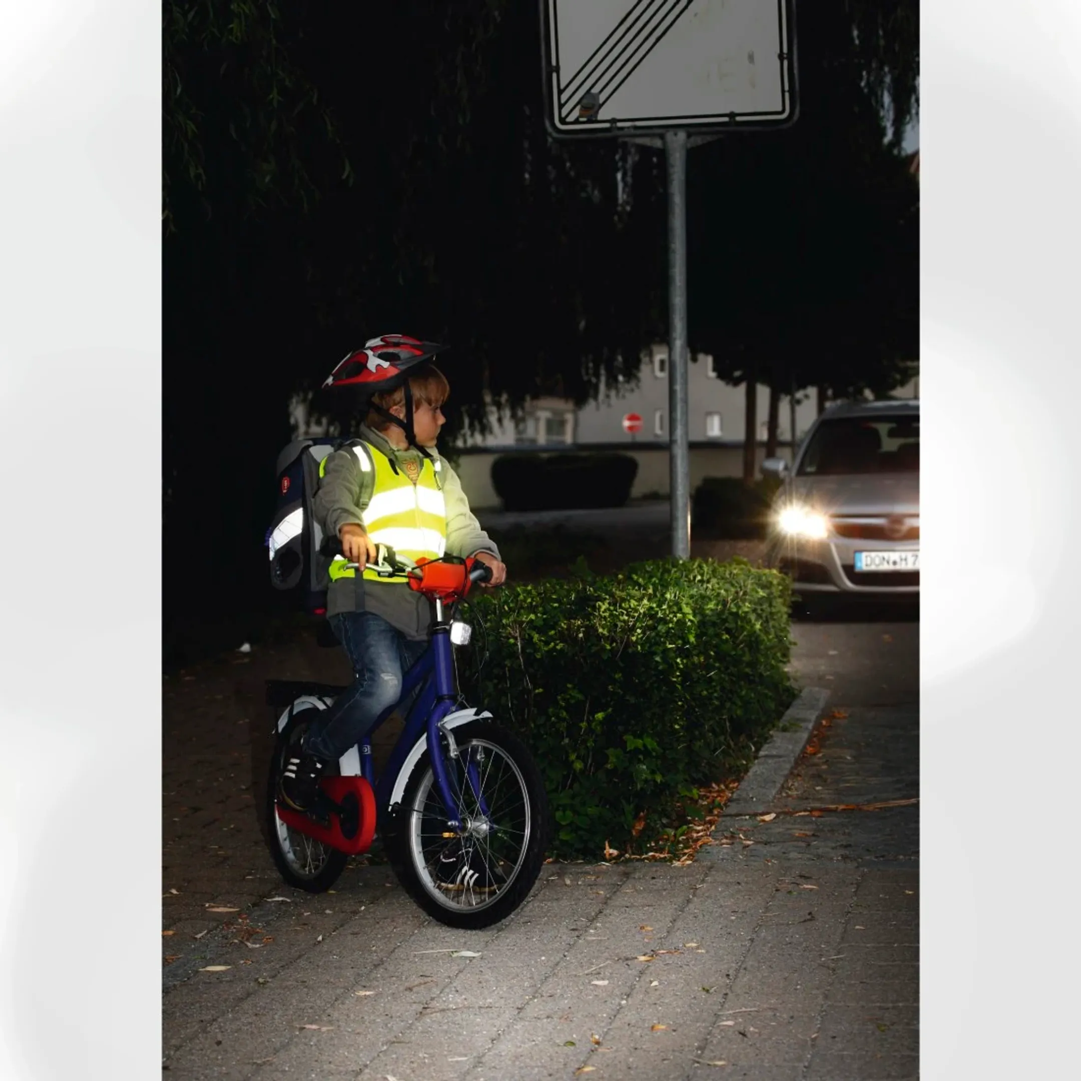 Gilet de sécurité jaune fluo pour enfant