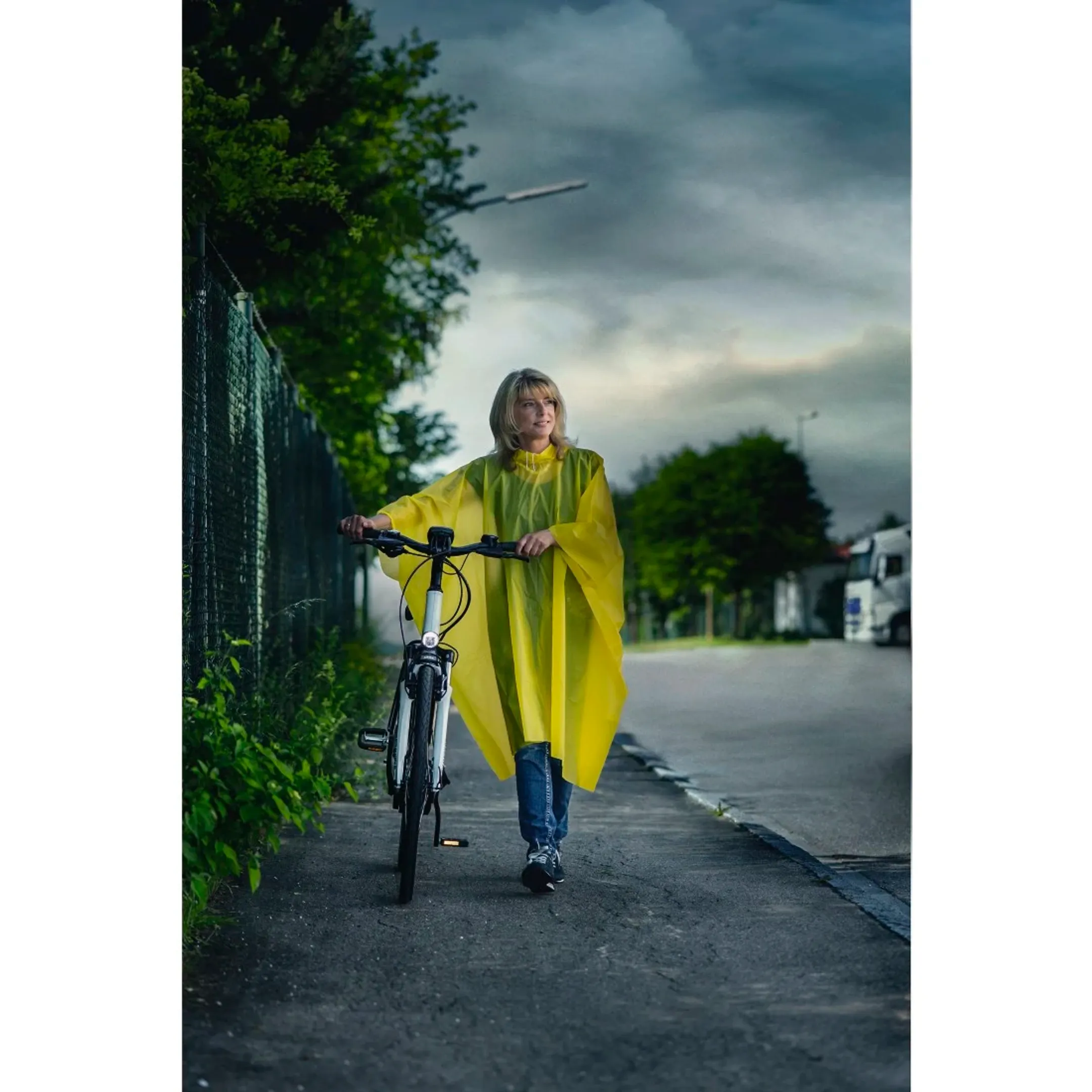 Poncho de pluie - Jaune