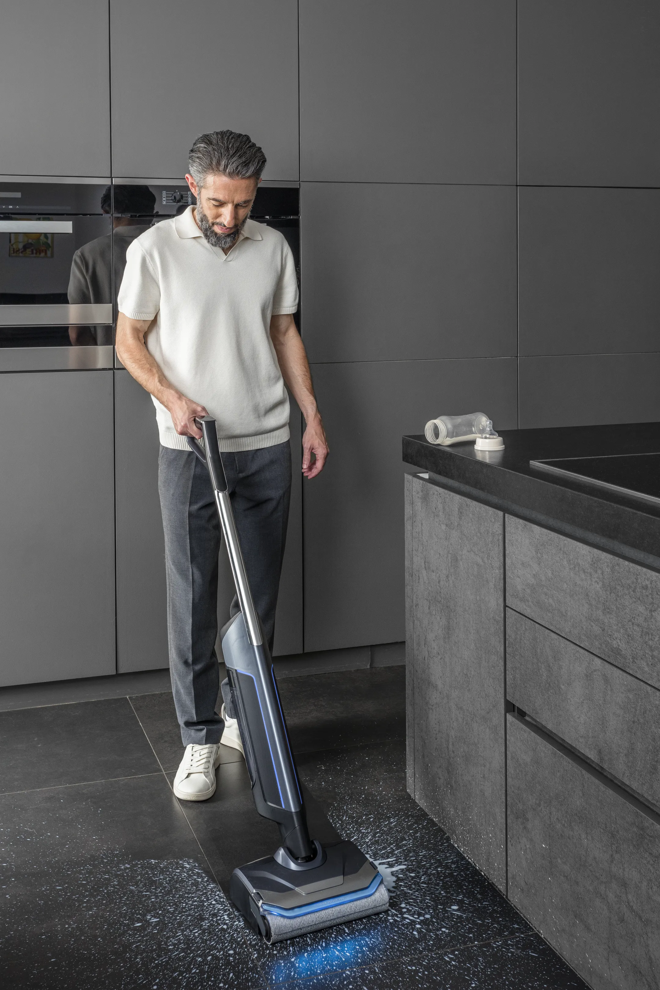 Nettoyeur de sols 2-en-1 X-Clean Vision Pro GZ7136E0