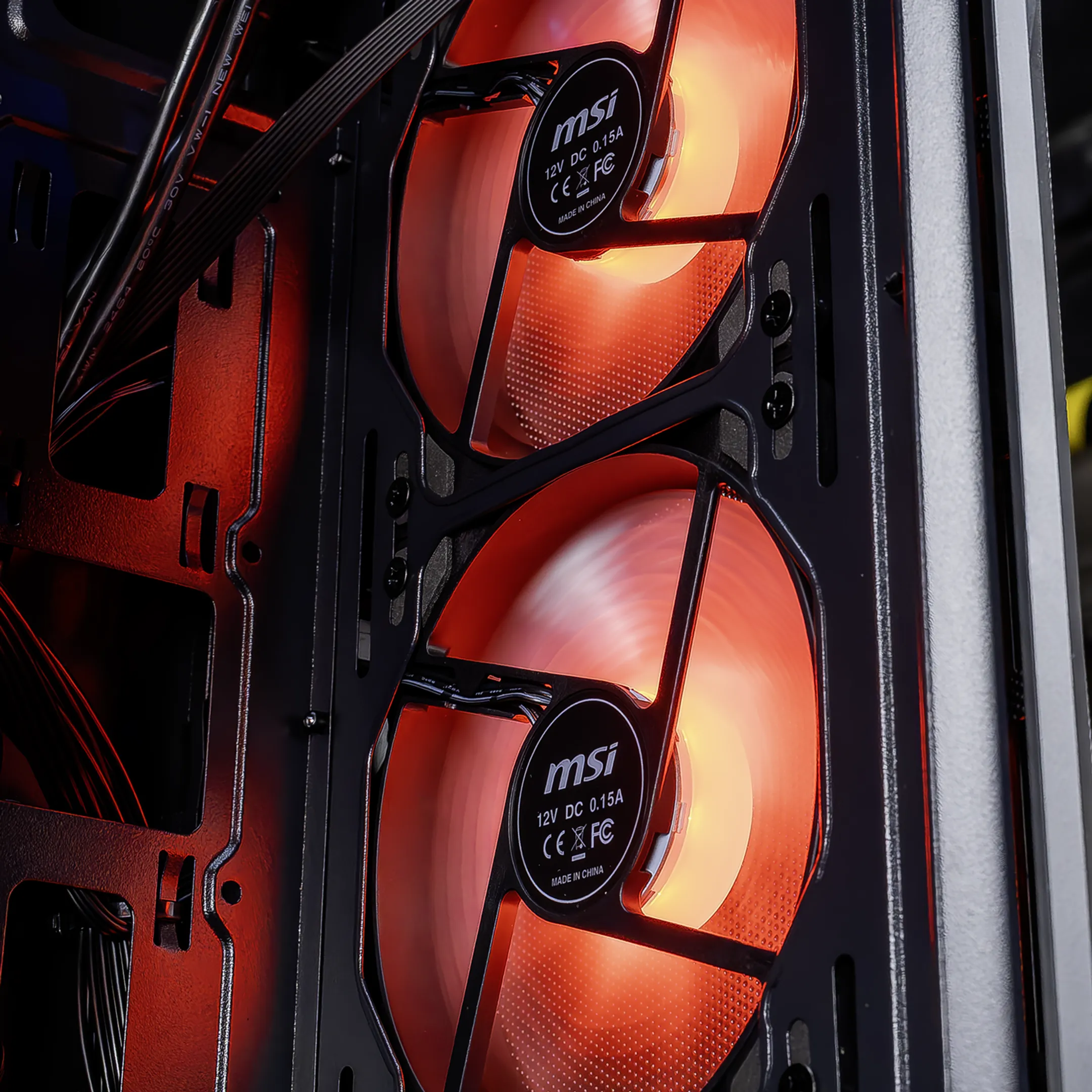 Arena Gaming Desktop - 16GB / 500GB - Nvidia GeForce RTX 5050