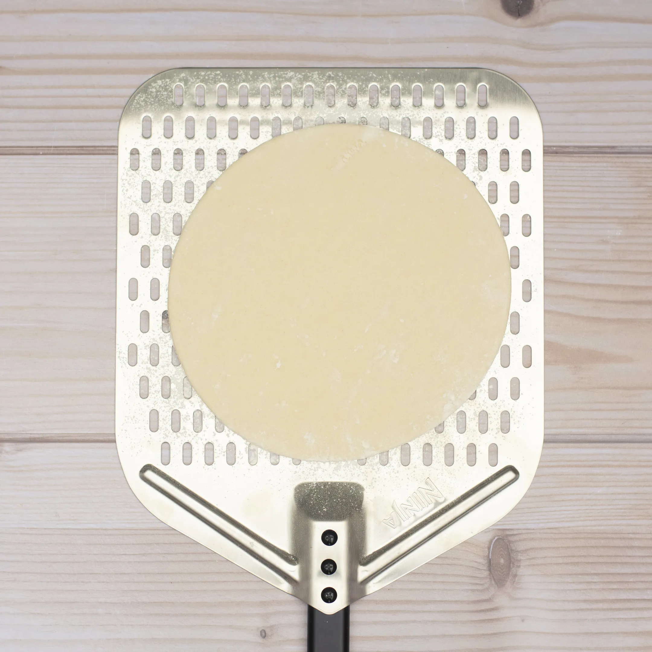 Elektrische buitenpizzaoven en airfryer MO201EU